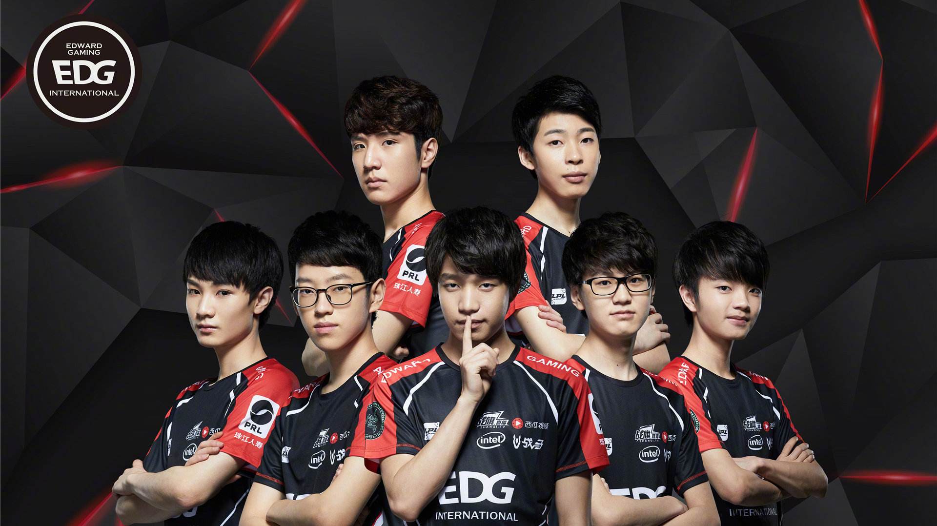 通過頑強奮 通過頑強奮