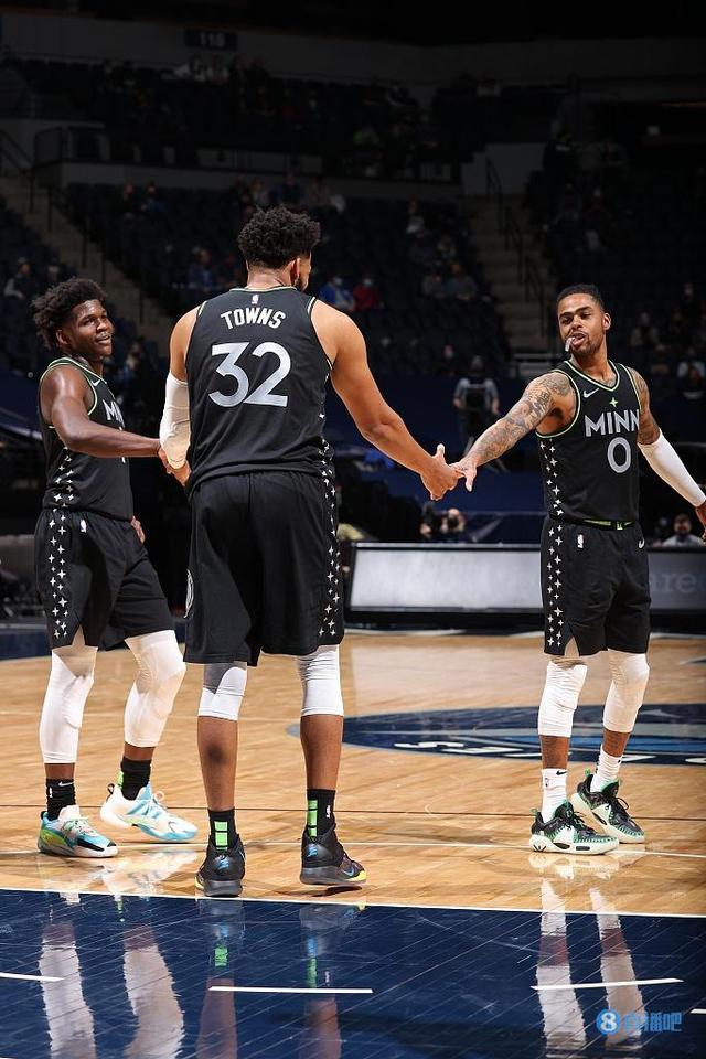 岛的参赛者 岛的参赛者