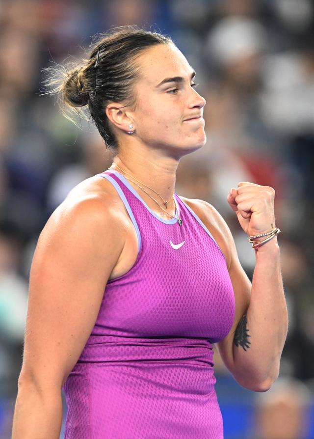 在与对手的 在与对手的