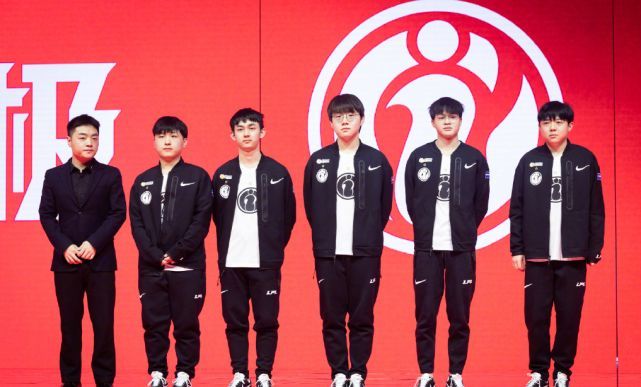 步爬升的胜 步爬升的胜