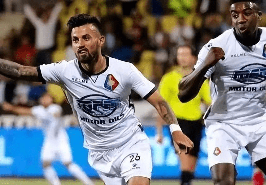 是那份不退 是那份不退